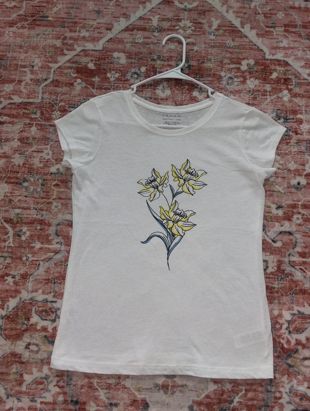 "Tahari" White Essentials Crewneck T-Shirt Size:S/P